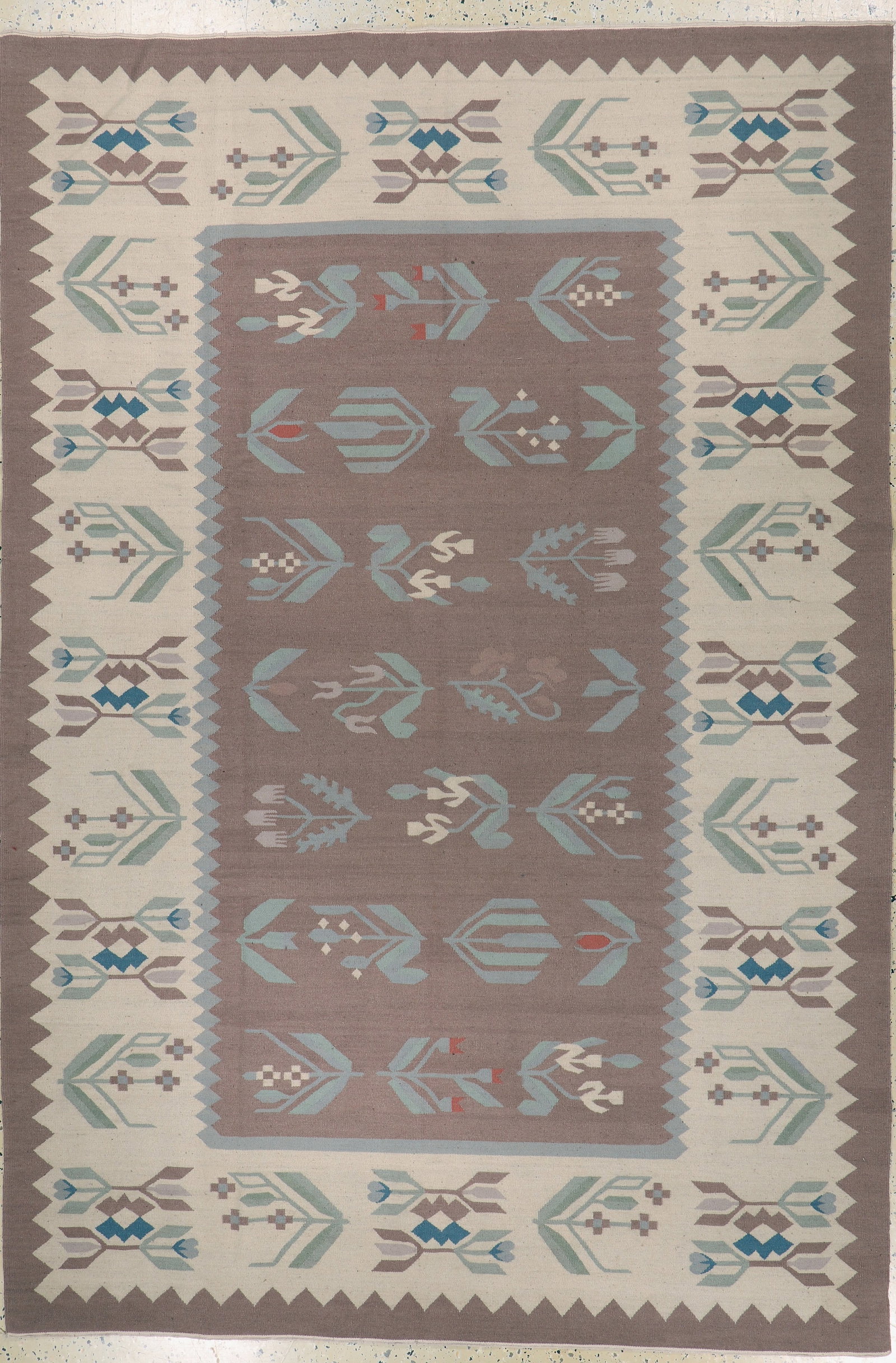 Balkan Kilim, Eastern Europe, late 20th century: Balkan Kilim, Eastern Europe, late 20th century, wool on cotton, approx. 270 x 180 cm,condition: 1-2. Rugs, Carpets & Flatweaves