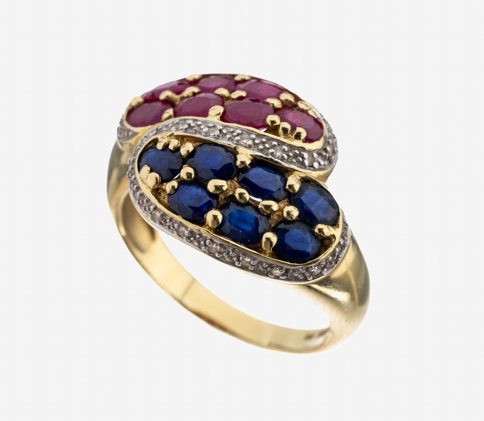 14 kt gold ruby-sapphire-diamond-ring: 14 kt gold ruby-sapphire-diamond-ring , YG 585/000, 2 implied snake heads, 7 oval bevelled rubies total approx. 1.40 ct, 7 oval bevelled sapphires total approx. 1.40 ct, 26 8/8-diamonds total approx. 