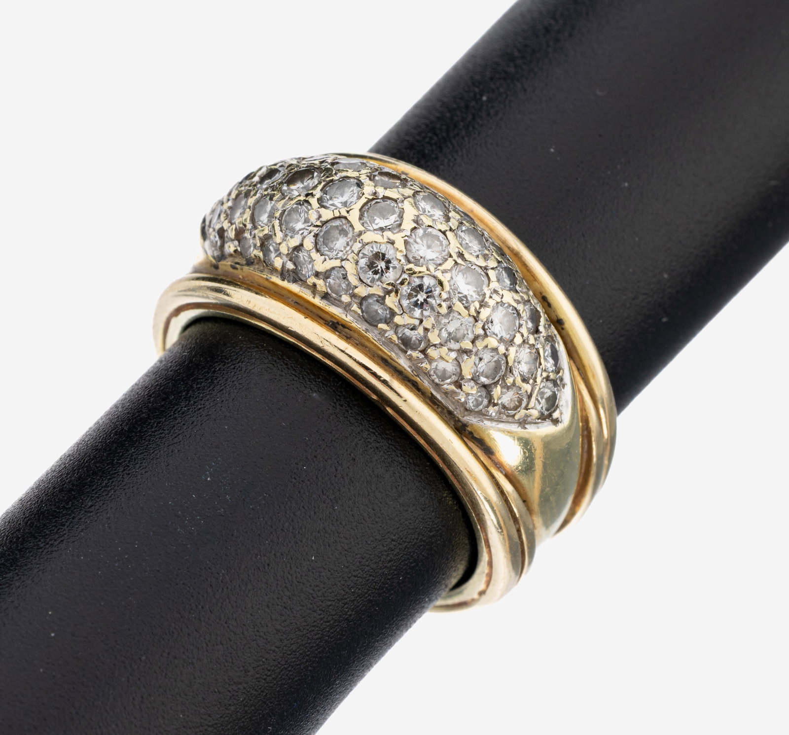 14 kt gold brilliant-ring: 14 kt gold brilliant-ring , YG/WG 585/000 tested, 49 brilliants total approx. 1.20 ct Wesselton/si-p, ringsize 58, approx. 15.8 g