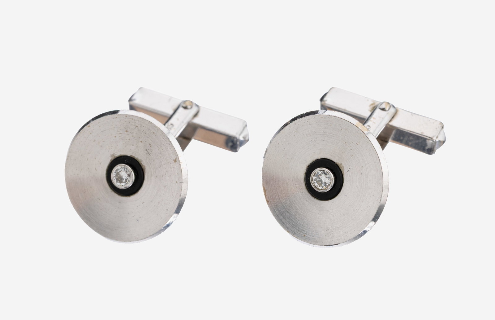 Pair of 14 kt gold brilliant-cufflinks (1 of 1)