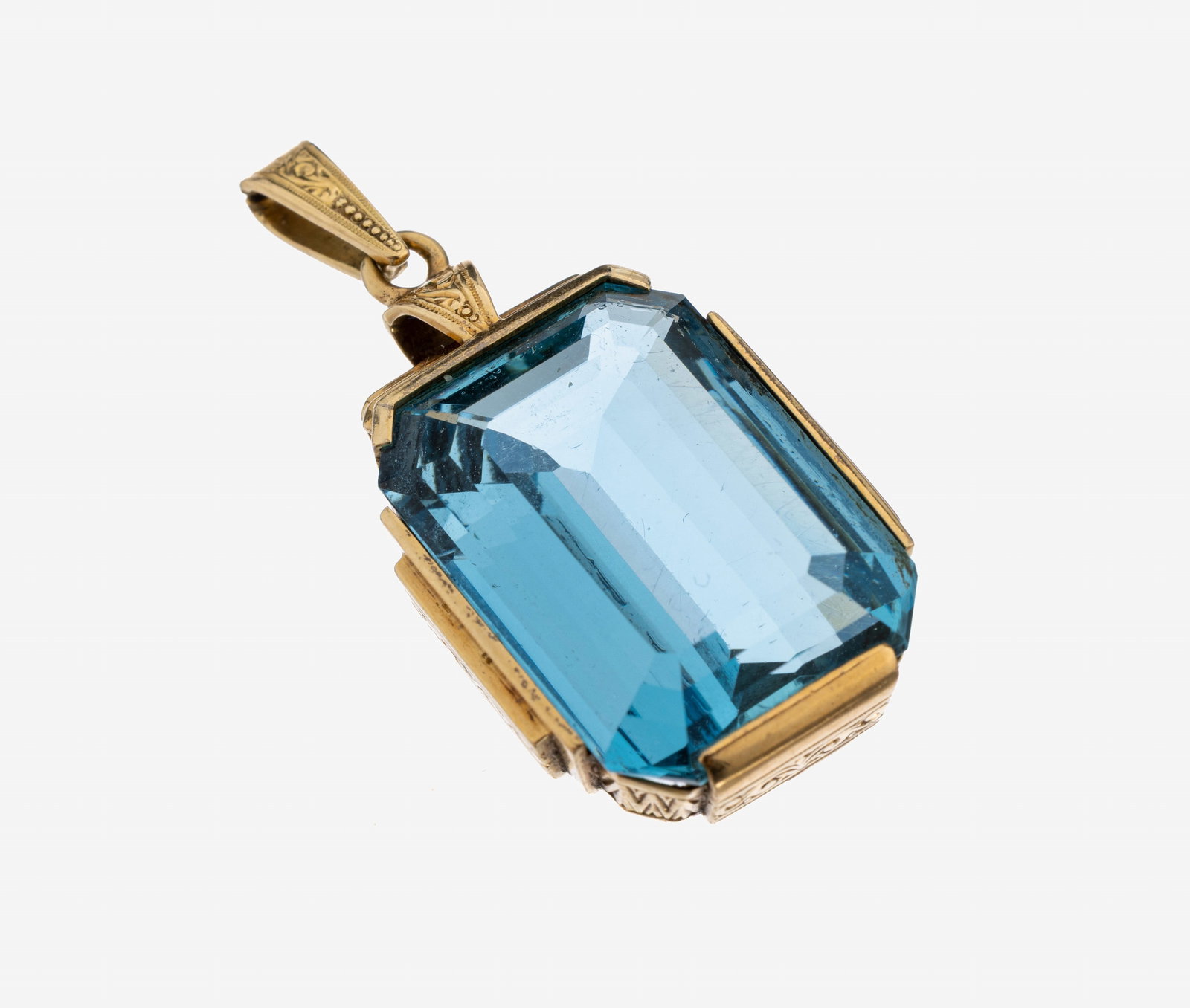 14 kt gold aquamarine-pendant (1 of 1)
