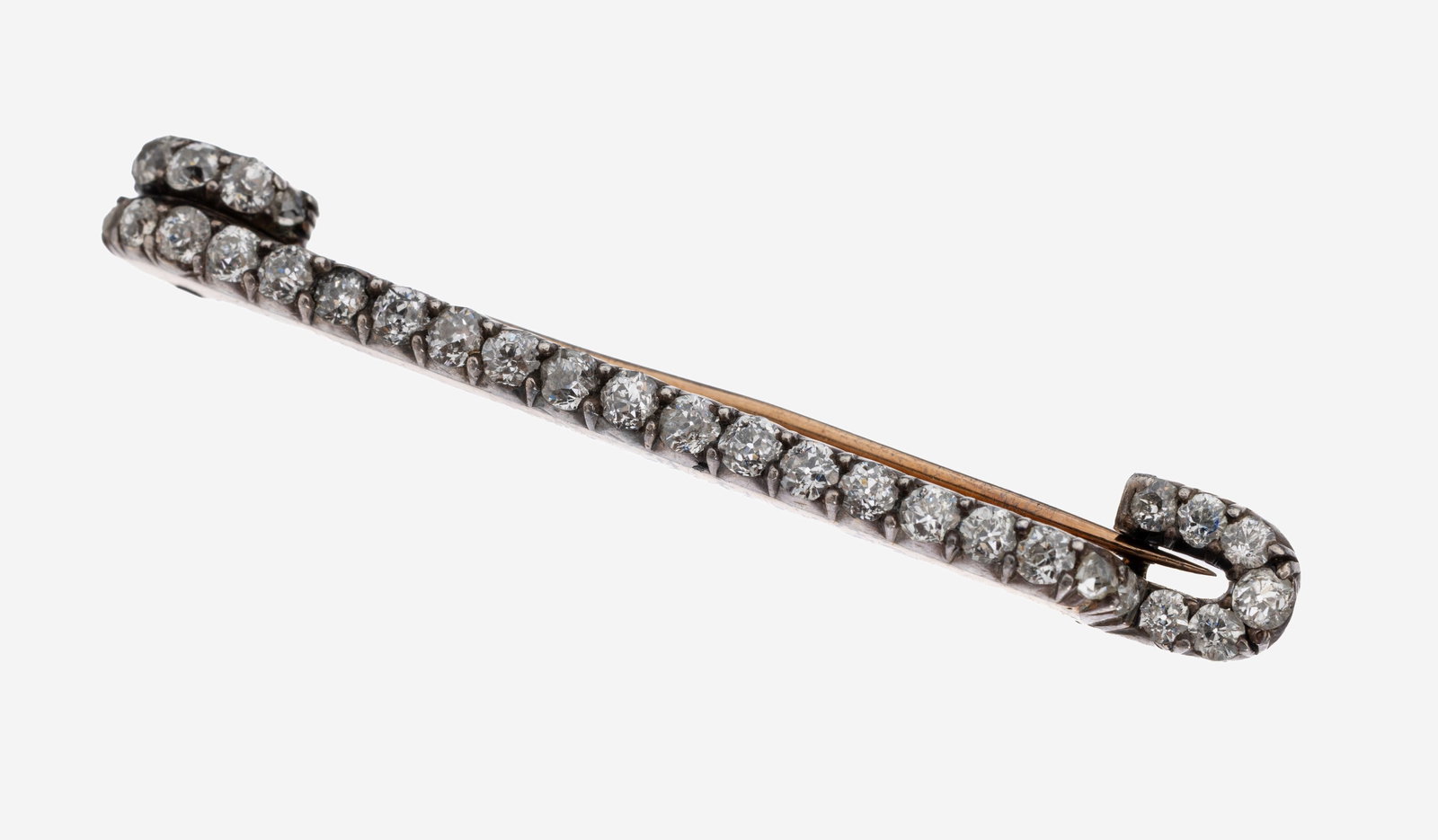 14 kt gold diamond-brooch, approx. 1890: 14 kt gold diamond-brooch, approx. 1890 , RG585/000 tested, obverse silver, 28 old cut diamonds and 4 diamond roses total approx. 1.50 ct Wesselton/p, l. approx. 4.7 cm, approx. 4.5 g