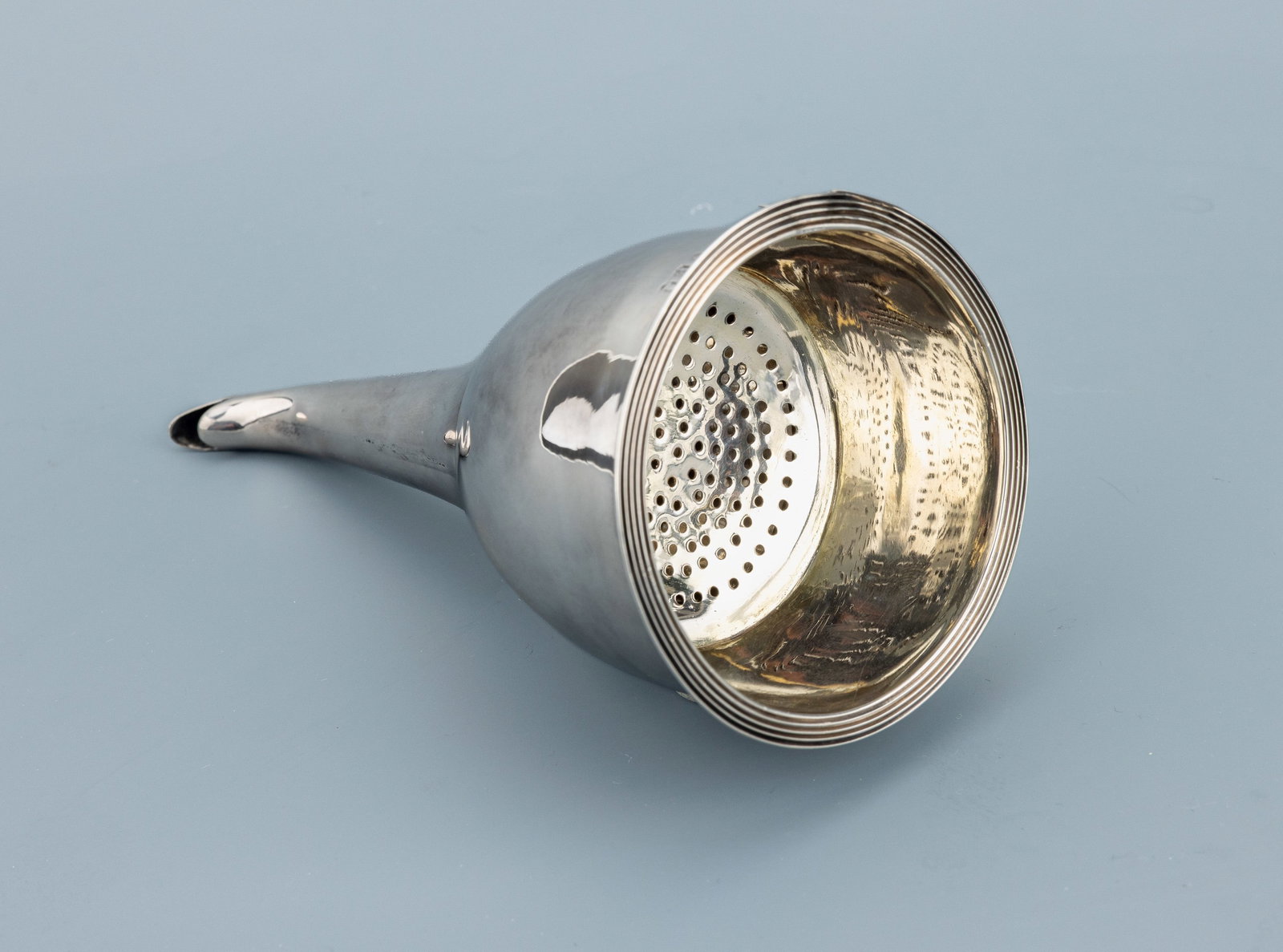 Wine strainer, England, London, 1806 (1 of 1)