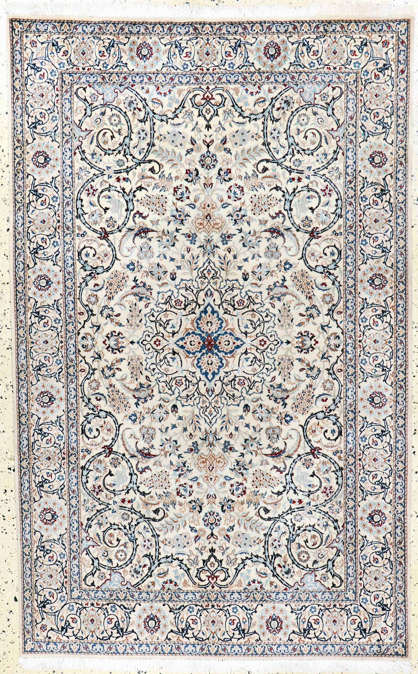 Nain fine(6 La), Persia, late 20th century, corkwool: Nain fine(6 La), Persia, late 20th century, corkwool with silk, approx. 197 x 126 cm, approx. 1.0 million kn/sm, in need of cleaning, condition: 1-2. Rugs, Carpets & Flaweaves