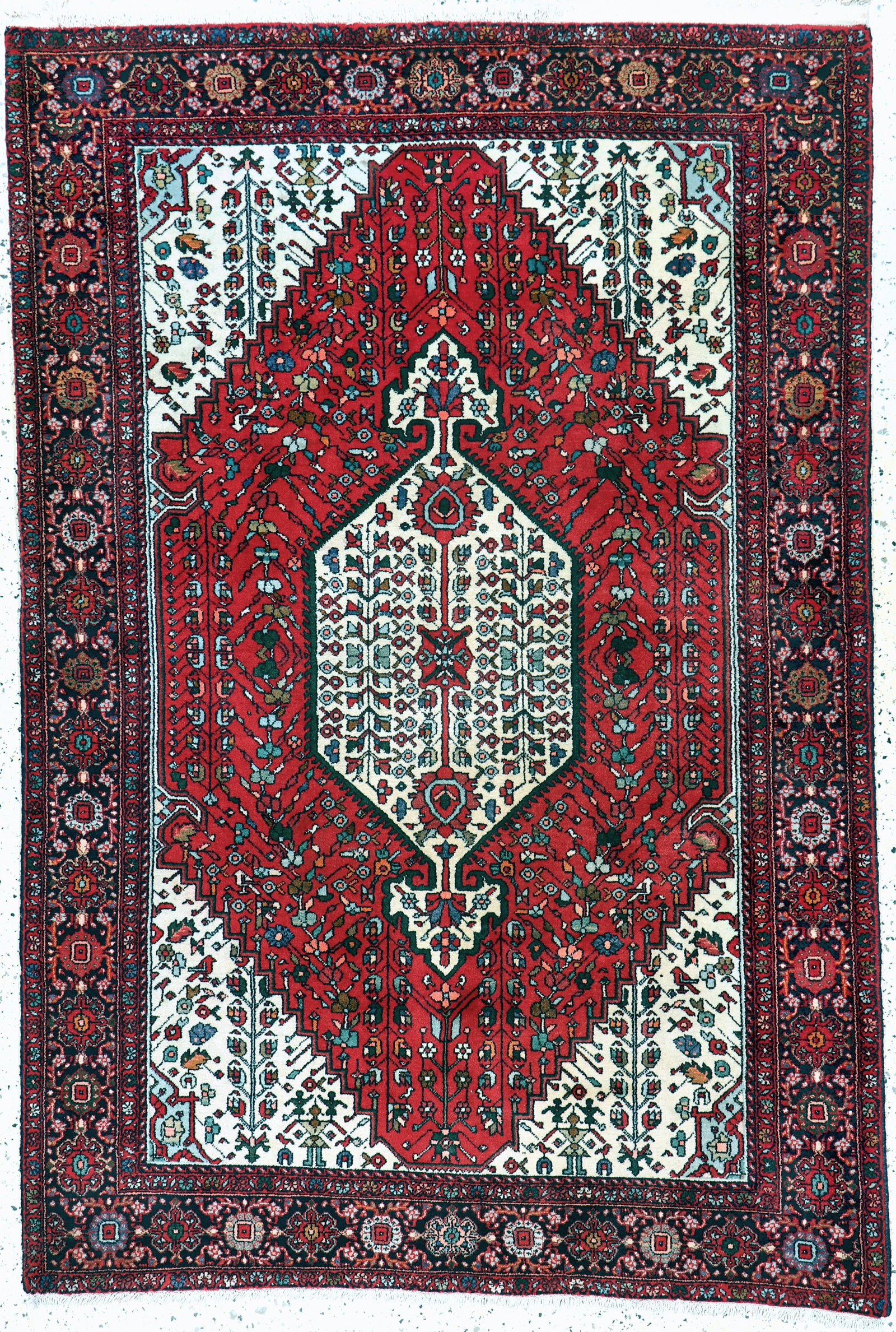 Gholtogh, Persia, mid-20th century, wool on cotton: Gholtogh, Persia, mid-20th century, wool on cotton, approx. 195 x 133 cm, condition: 2. Rugs, Carpets & Flaweaves