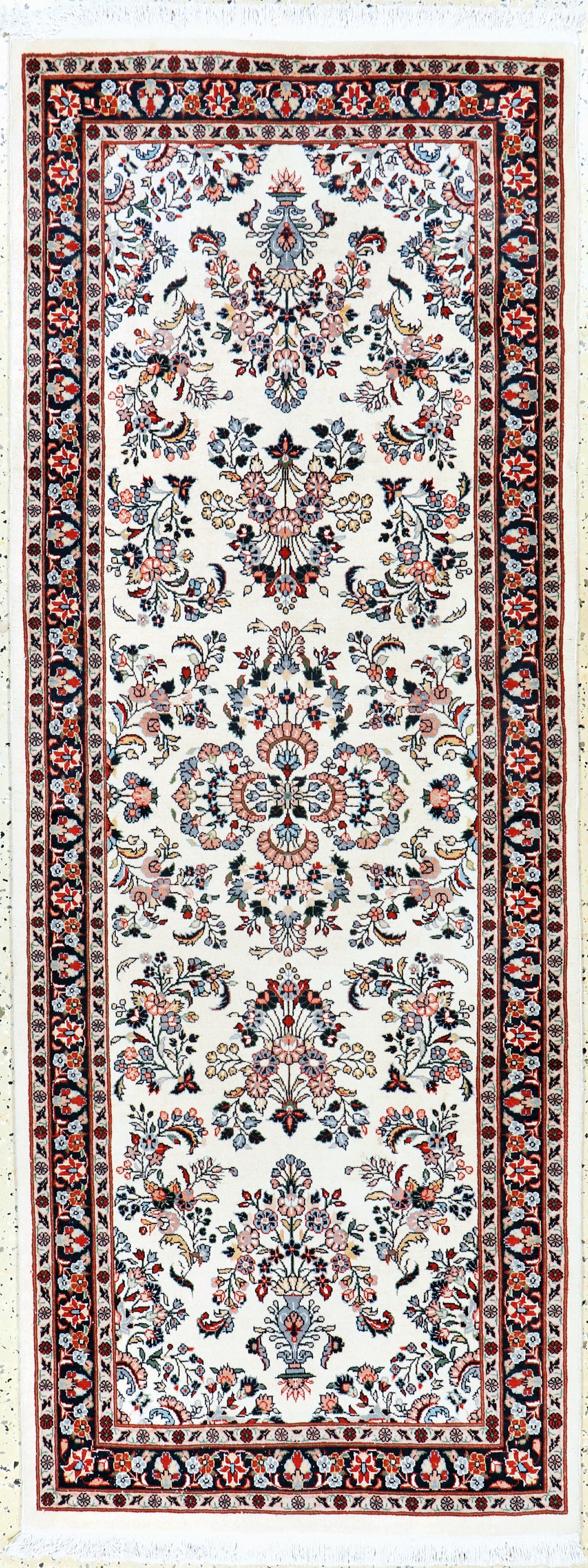 Saruk cork fine, Persia, late 20th century, corkwool on: Saruk cork fine, Persia, late 20th century, corkwool on cotton, approx. 204 x 78 cm, condition: (almost new). Rugs, Carpets & Flaweaves
