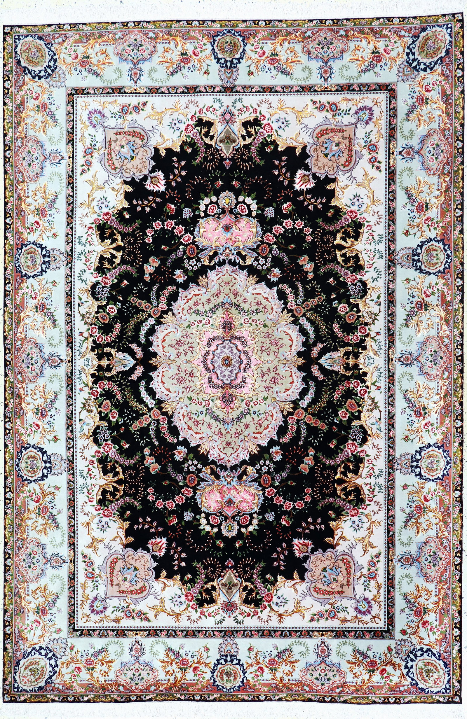 Taebriz fine(70 Raj), Persia, late 20th century: Taebriz fine(70 Raj), Persia, late 20th century, corkwool with and on silk, approx. 300 x 202 cm, approx. 1.0 million kn/sm, condition: 1-2 (fringe professionally renewed). Rugs, Carpets & Flaweaves