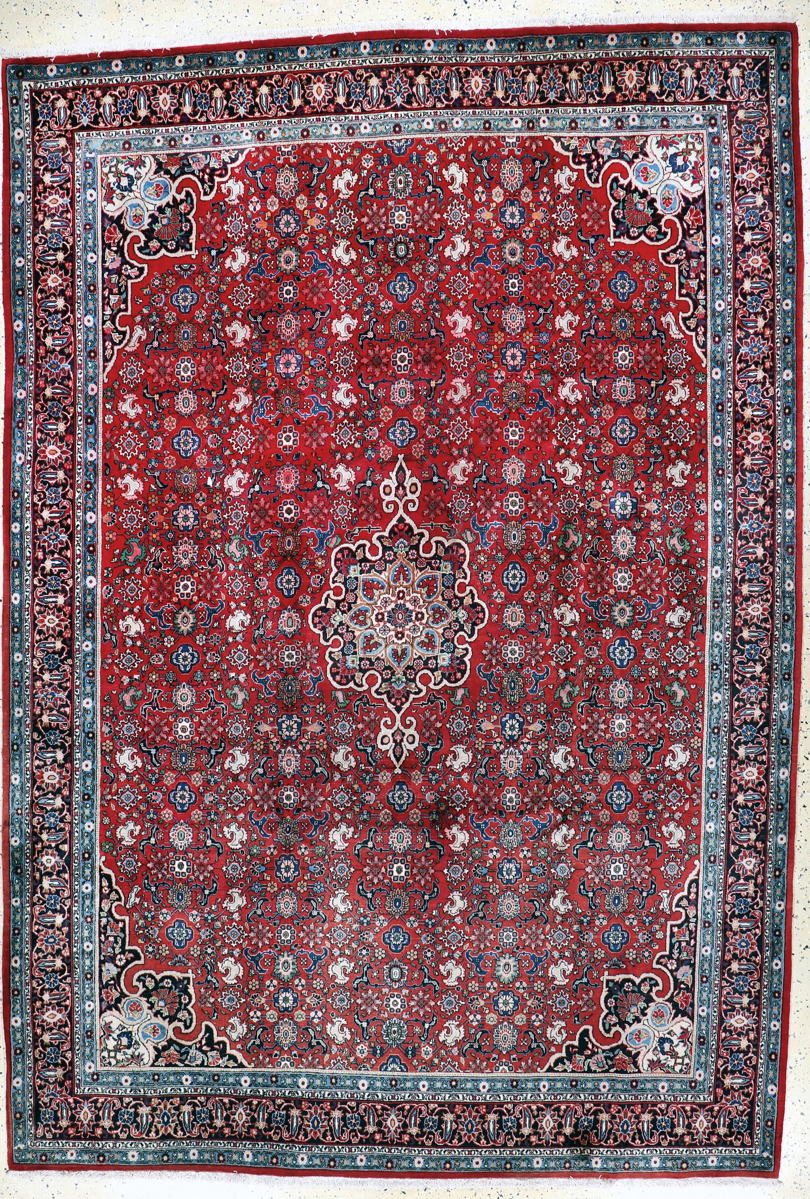 Bijar kork old, Persia, mid-20th century, corkwool on: Bijar kork old, Persia, mid-20th century, corkwool on cotton, approx. 325 x 225 cm, in need of cleaning, condition: 2(faded colors). Rugs, Carpets & Flaweaves