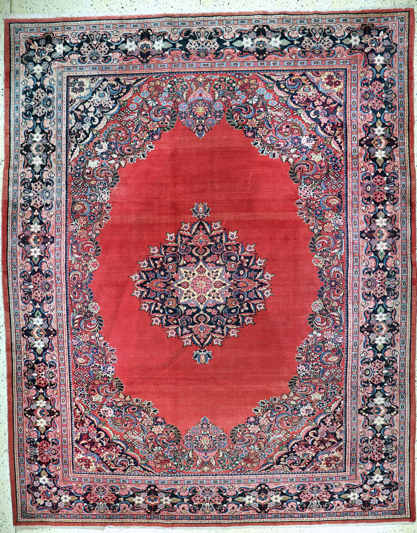 Lilian old, Persia, early 20th century, wool on cotton (1 of 10)
