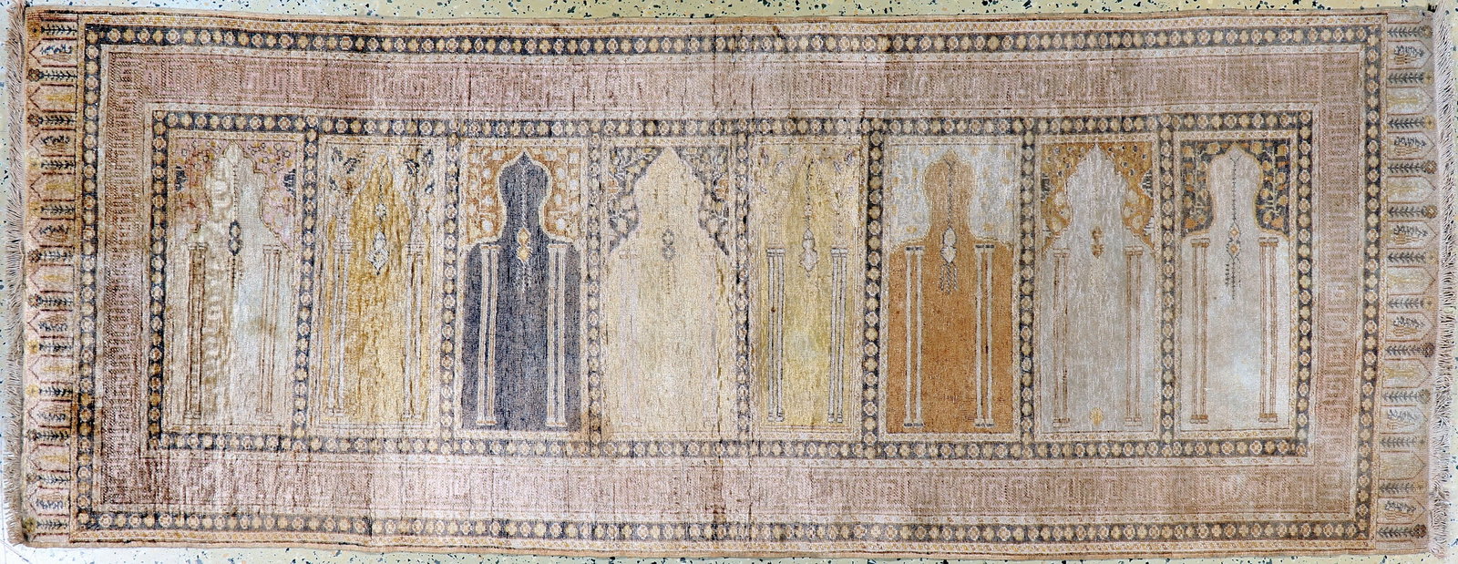 Kayseri, Turkey, early 20th century, mercerized: Kayseri, Turkey, early 20th century, mercerized cotton, approx. 230 x 89 cm, condition: 2-3. Rugs, Carpets & Flaweaves