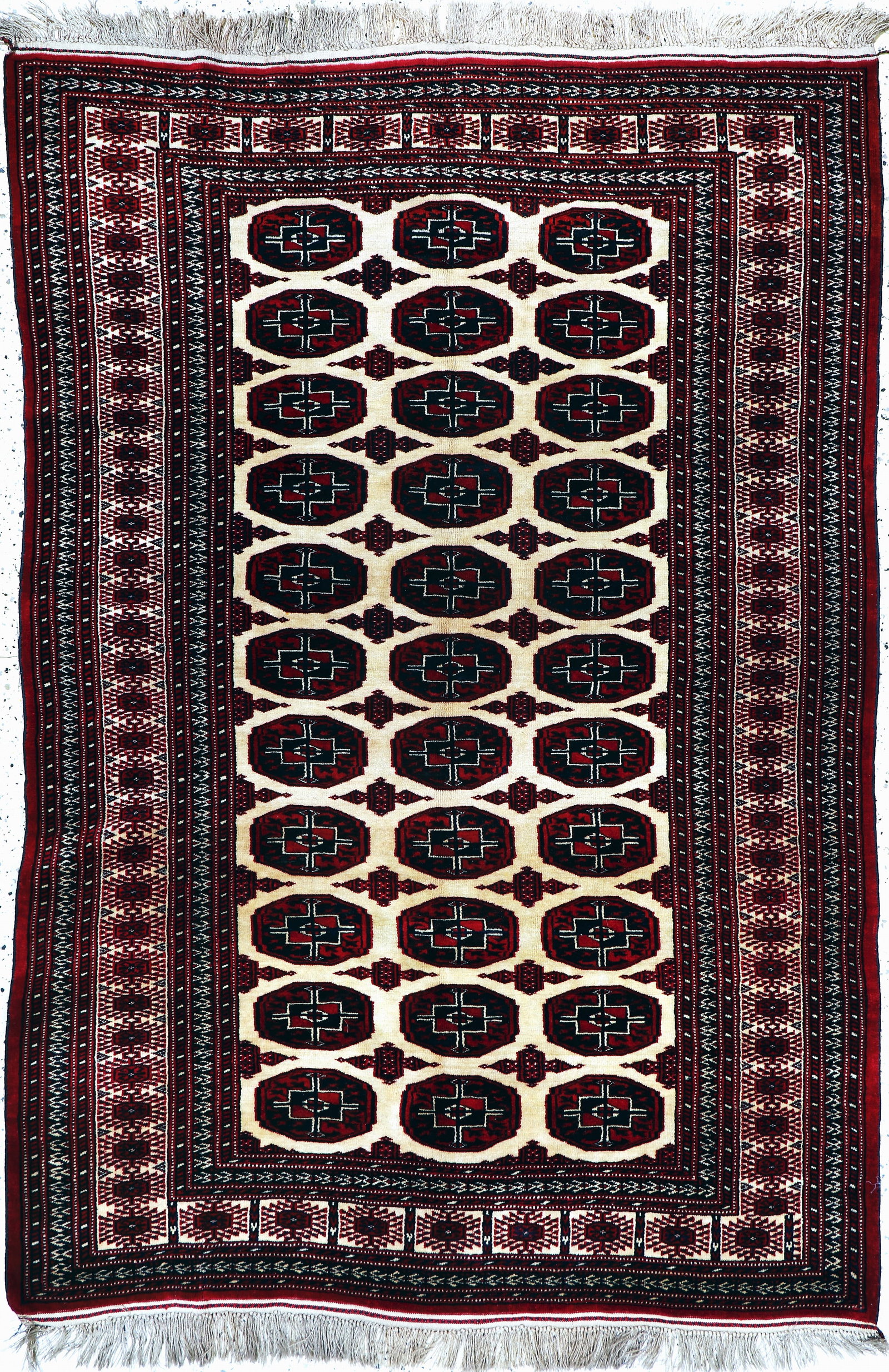 Torkmen, Persia, mid-20th century, wool on wool: Torkmen, Persia, mid-20th century, wool on wool, approx. 225 x 155 cm, condition: 2, (wavy). Rugs, Carpets & Flaweaves