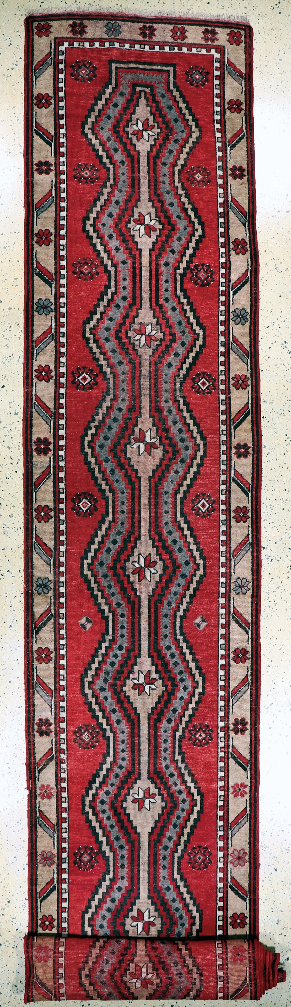 Kurt old, Turkey, mid-20th century, wool on wool (1 of 11)