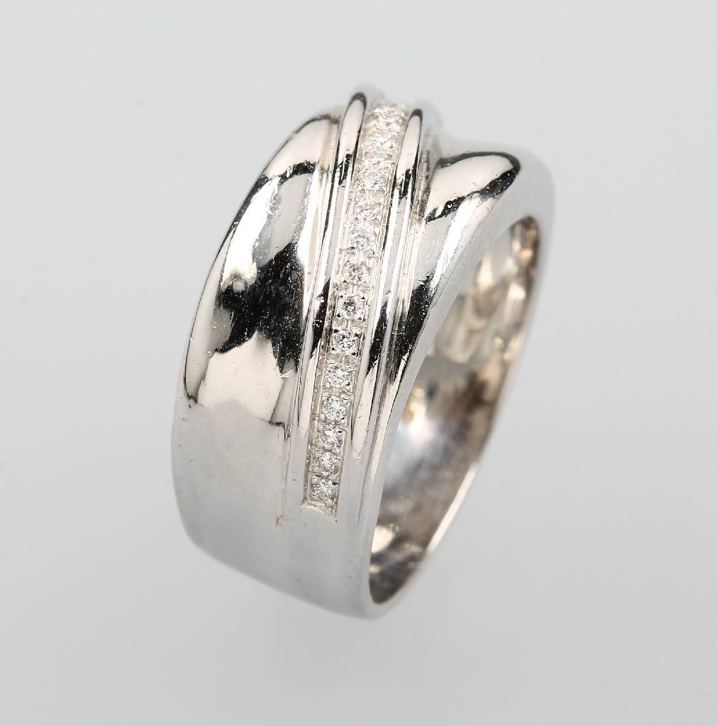 18 kt WEMPE gold ring with brilliants (1 of 1)