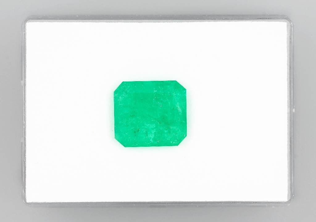 Loose emerald approx. 37.60 ct (1 of 1)