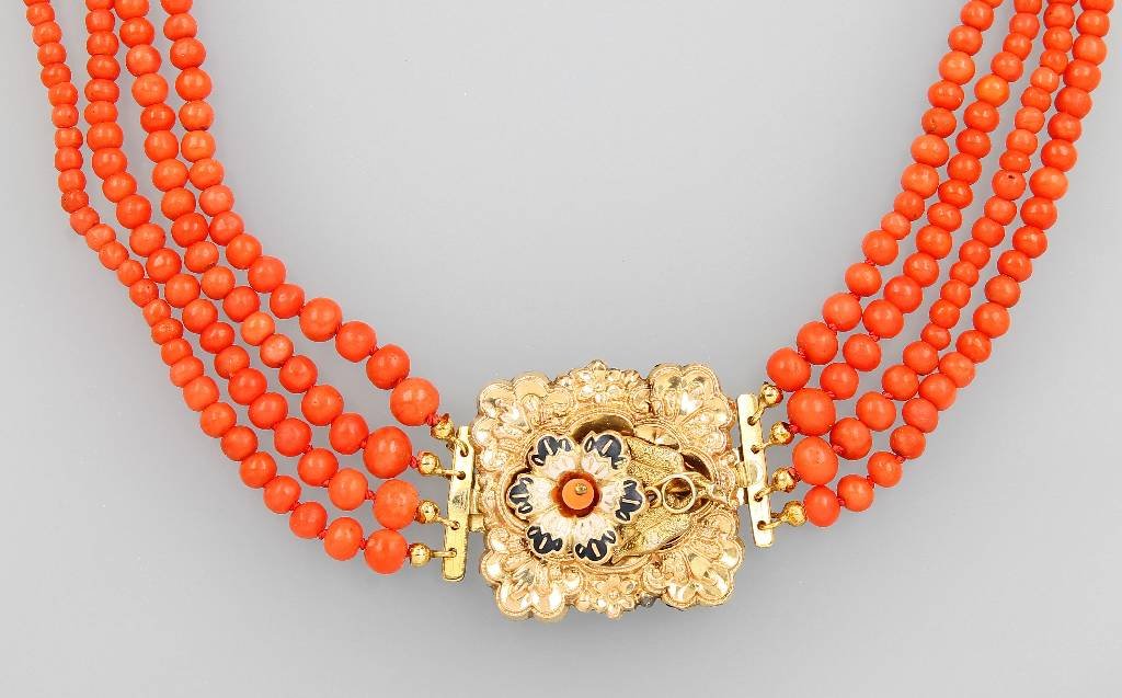 4-row choker with corals, german approx. 1860