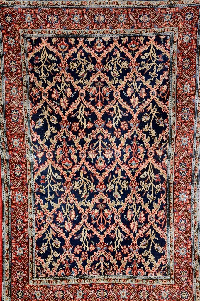 Qum, Persia, circa 1950, wool/cotton, approx. 200 x 140 (1 of 1)