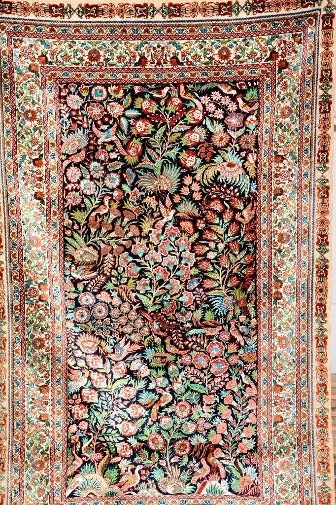 Silk Hereke, China, 10 years old, pure silk, approx. (1 of 1)