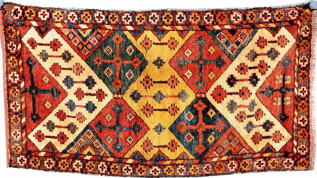 Kirgiz Kungrad Chavadan 'Face', Kirgizistan Central (1 of 5)