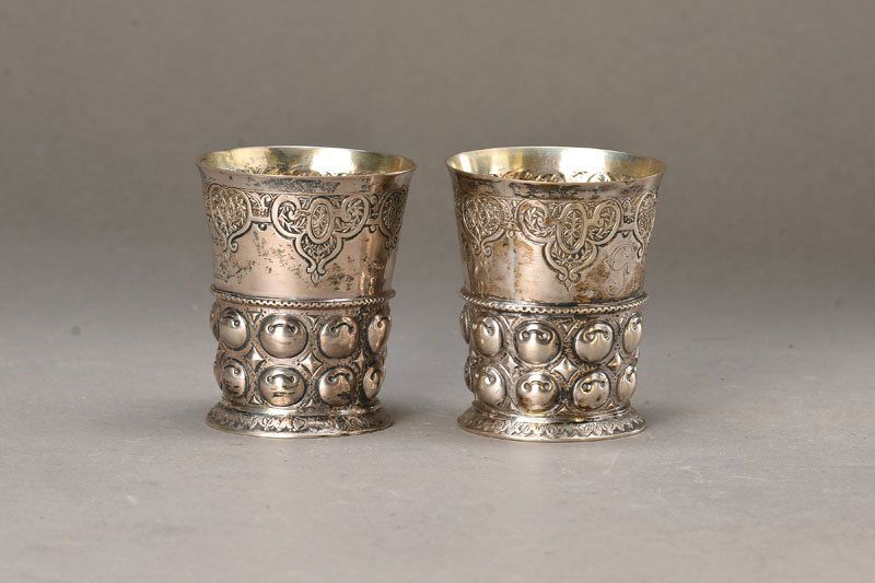 Pair of silver goblets (1 of 1)
