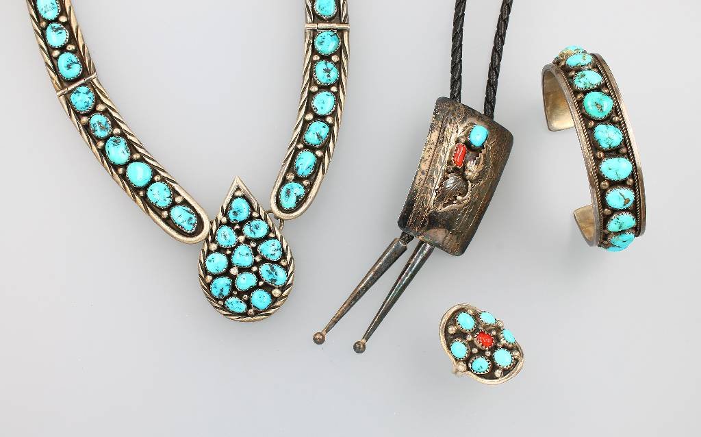 Silver jewelry set with turquoises, so-called NAVAJO (1 of 2)