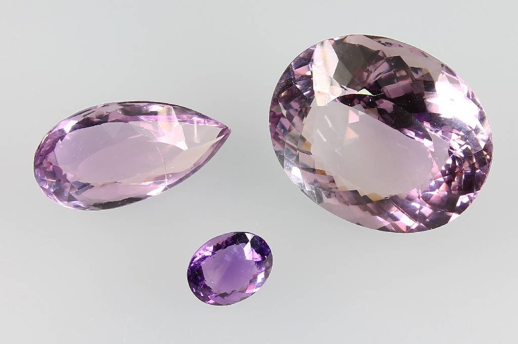 Lot 3 loose amethysts (1 of 1)