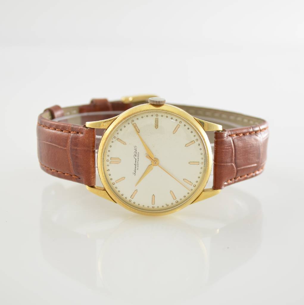 IWC 18k yellow gold gents wristwatch (1 of 5)
