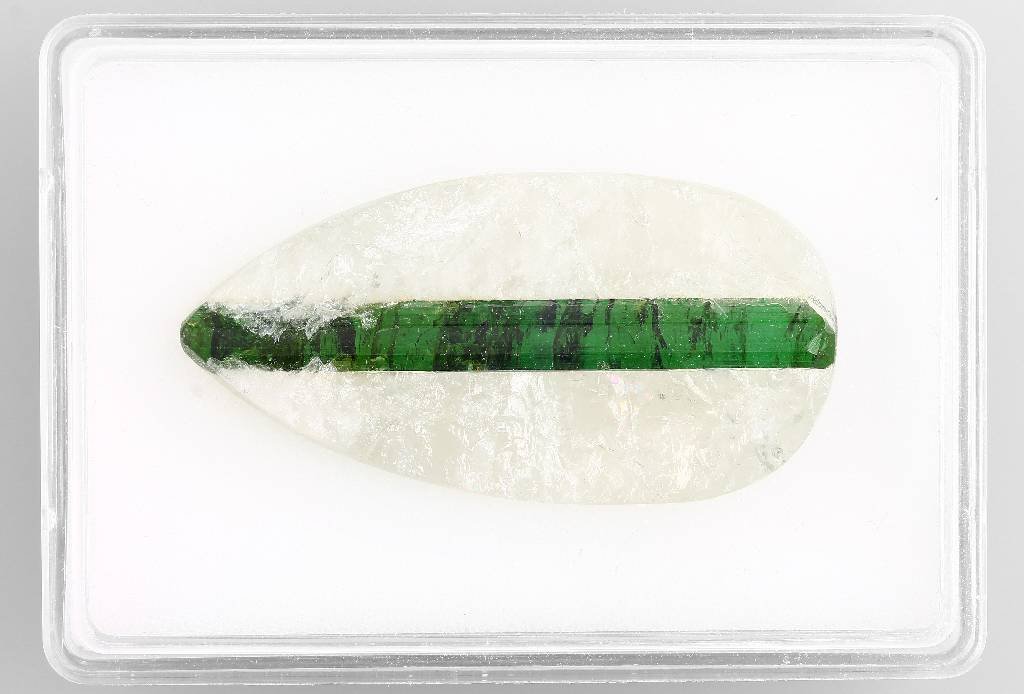 Rock crystal plate, in pear shaped (1 of 1)