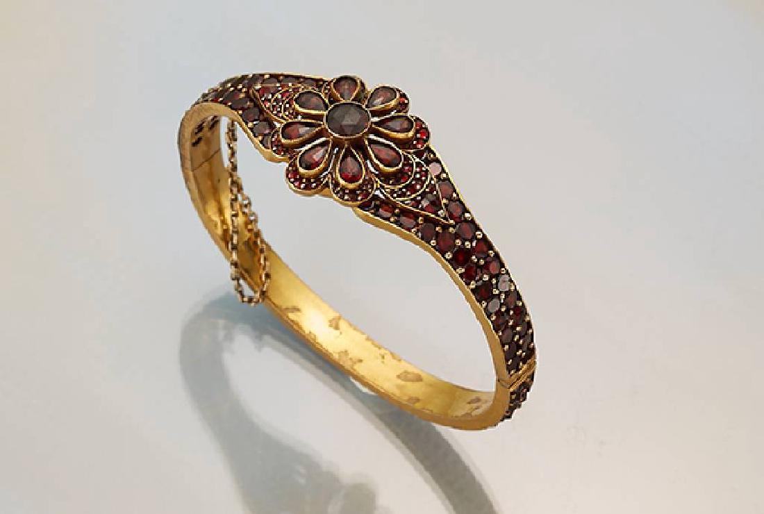 Bangle with garnets, metal gilded (1 of 1)