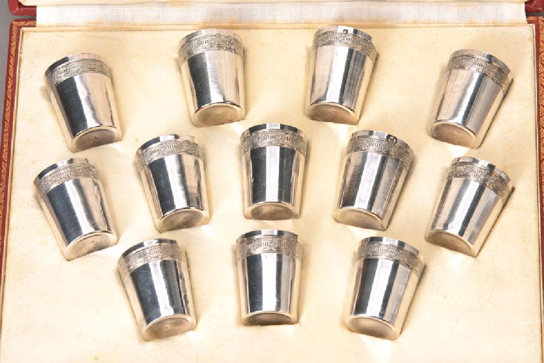 12 schnapps glass (1 of 2)