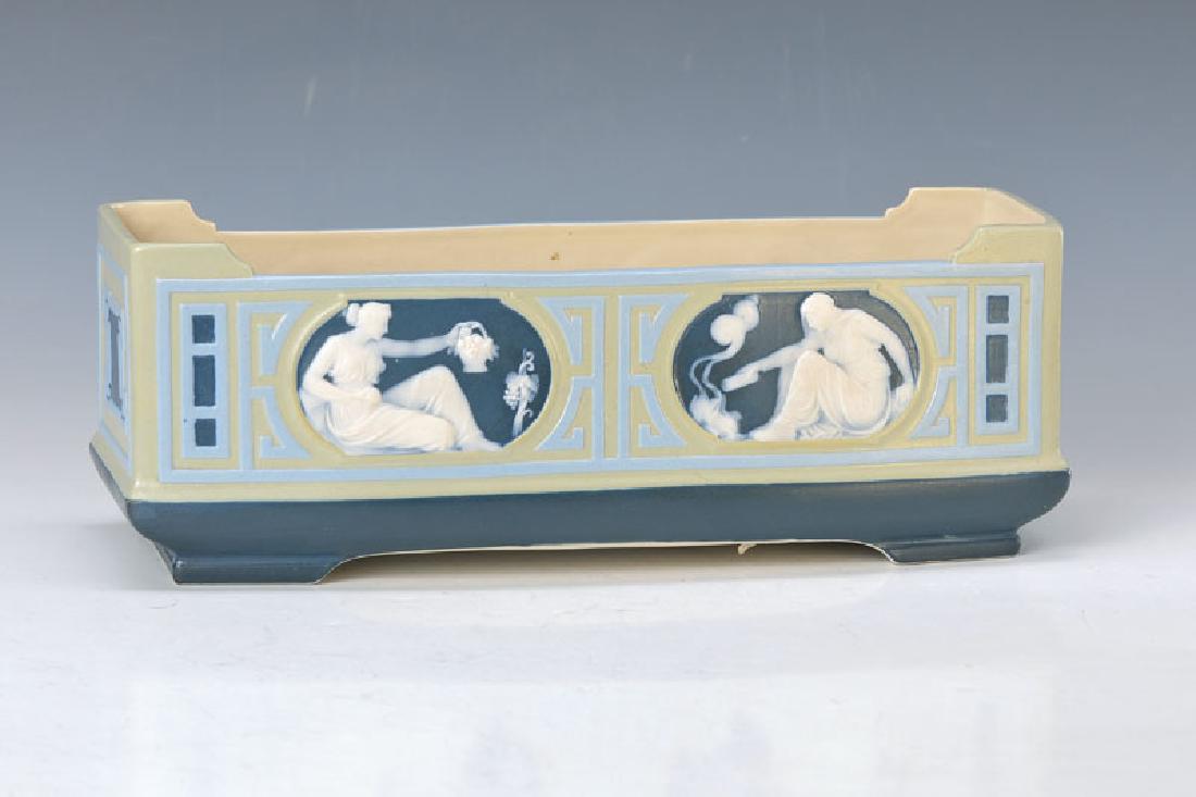 Jardiniere, Mettlach: Jardiniere, Mettlach, around 1905, earthenware, No. 3041, antique decor, allegoryon the four seasons, each girl in antique cloth with the corresponding attributes, abstract geometric embossment, blue 