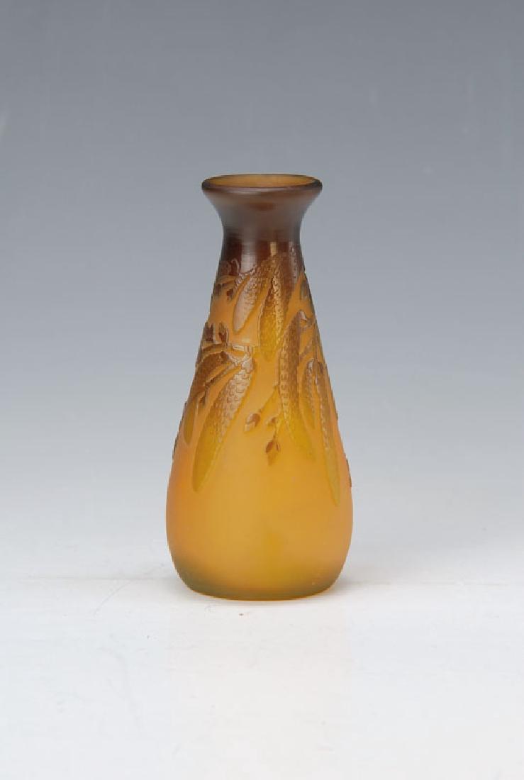 vase (1 of 2)