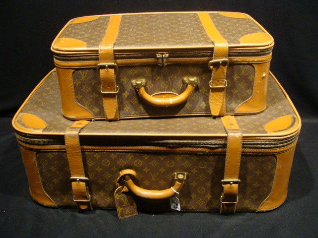 2pc Louis Vitton Suitcases: 2pc Louis Vitton Suitcases