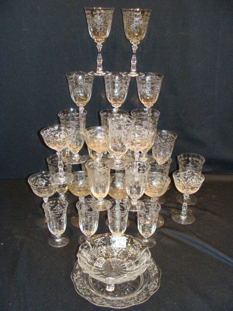 Lenox "Navarre" glasses 34pcs: Lenox "Navarre" glasses 34pcs