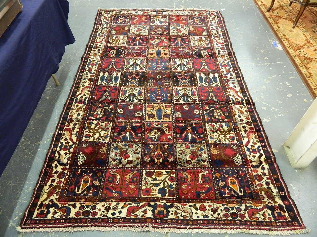 Carpet 69" x 121": Carpet 69" x 121"