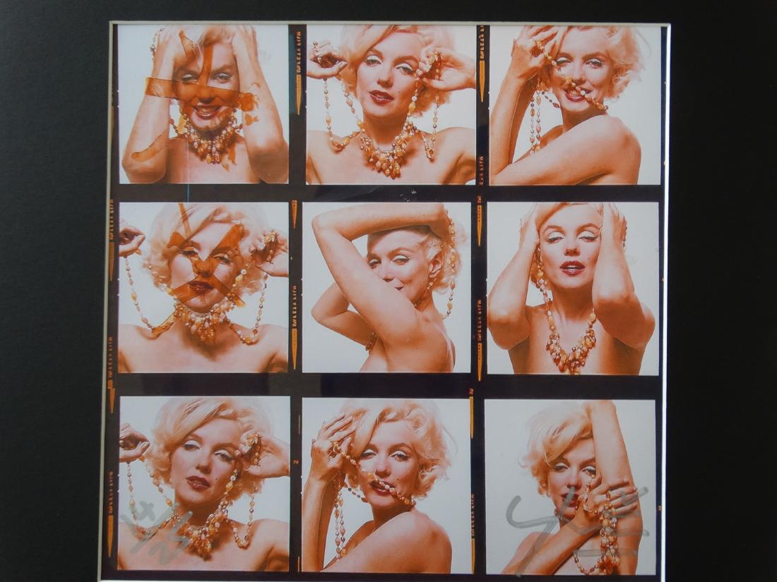 Marilyn Monroe- Bert Stern: Marilyn Monroe, gelatin silver photograph, ca 30x30cm, hand signed, numbered, spameped on the back.