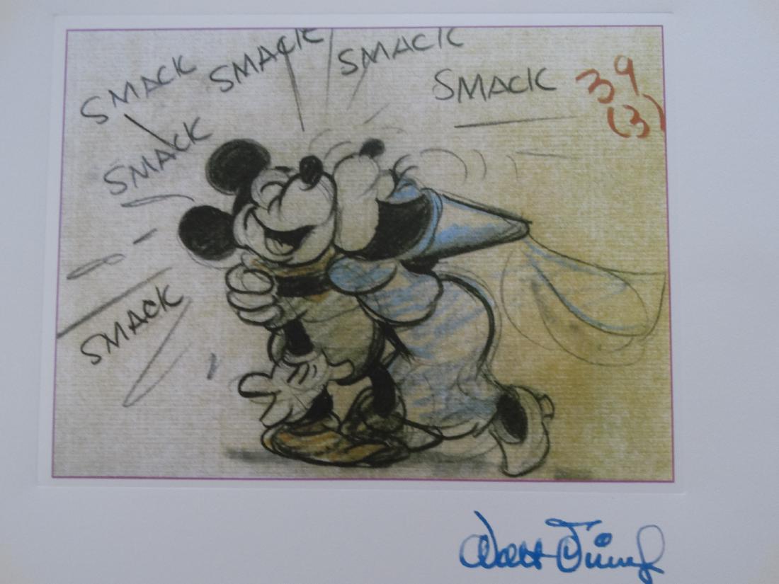 Walt Disney, lithograph Mickey Mouse: Walt Disney, Mickey Mouse. 50X40cm including the mat. Careful packaging and international registered shipping.