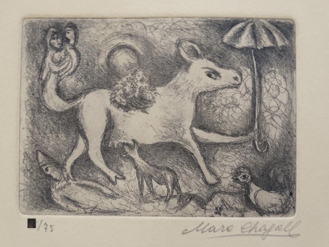 March Chagall, gravure, hand signed: Marc Chagall (attributed),gravure, hand signed, good condition, 26x 22cm. Marc Zakharovich Chagall born Moishe Zakharovich Shagal 6 July 1887 â€“ 28 March 1985) was a Belarussian-French artist of