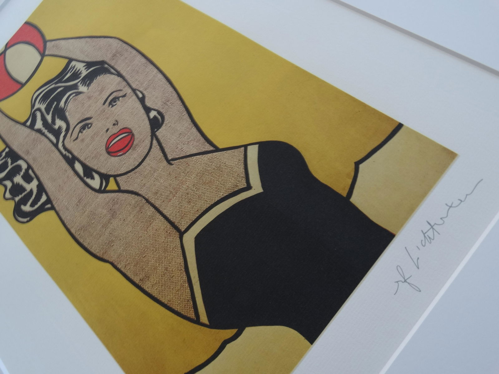 ROY LICHTENSTEIN, SIGNED IN PRINT: Roy Lichtenstein, 50x40cm, signed in print. Shipping and removal of goods: Novartia offers IN-HOUSE shipping. All property is to be packed, shipped or transported at the risk and expense of the purcha