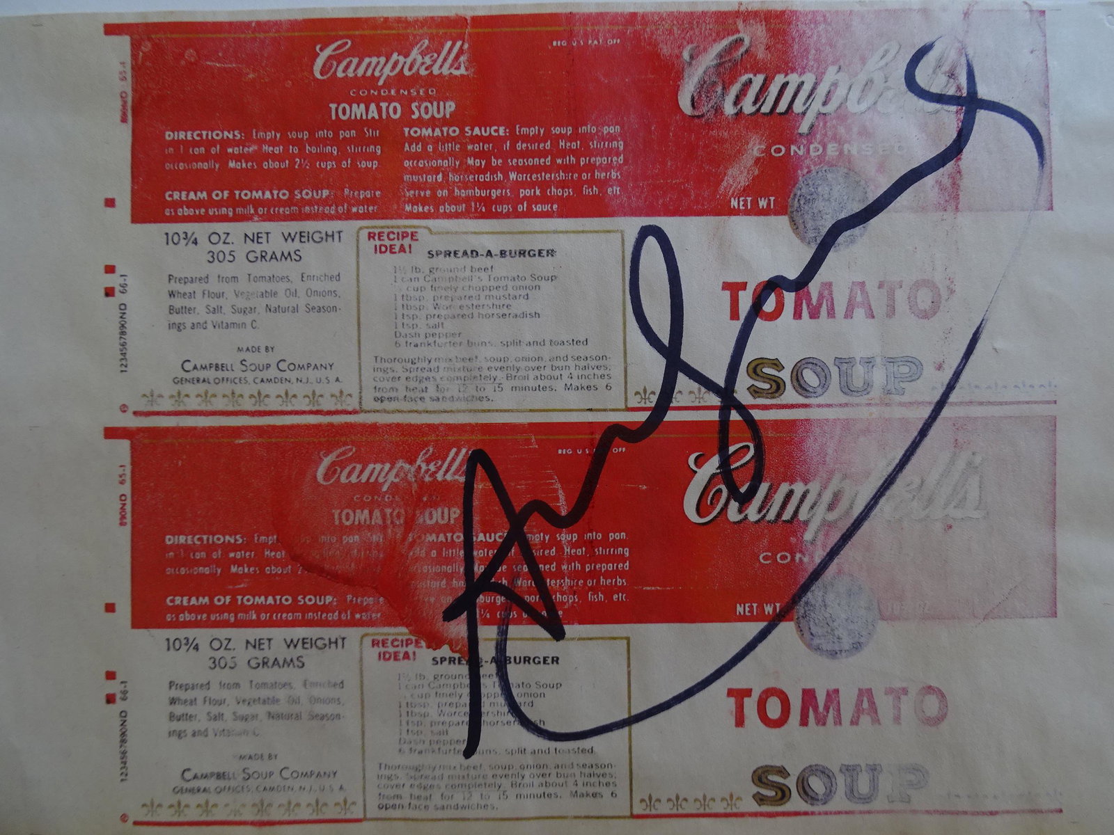 ANDY WARHOL: Andy Warhol (attributed), print, hand signed, good condition, 30x21cm.Andy Warhol was an American artist, director and producer who was a leading figure in the visual art movement known as pop art. Hi