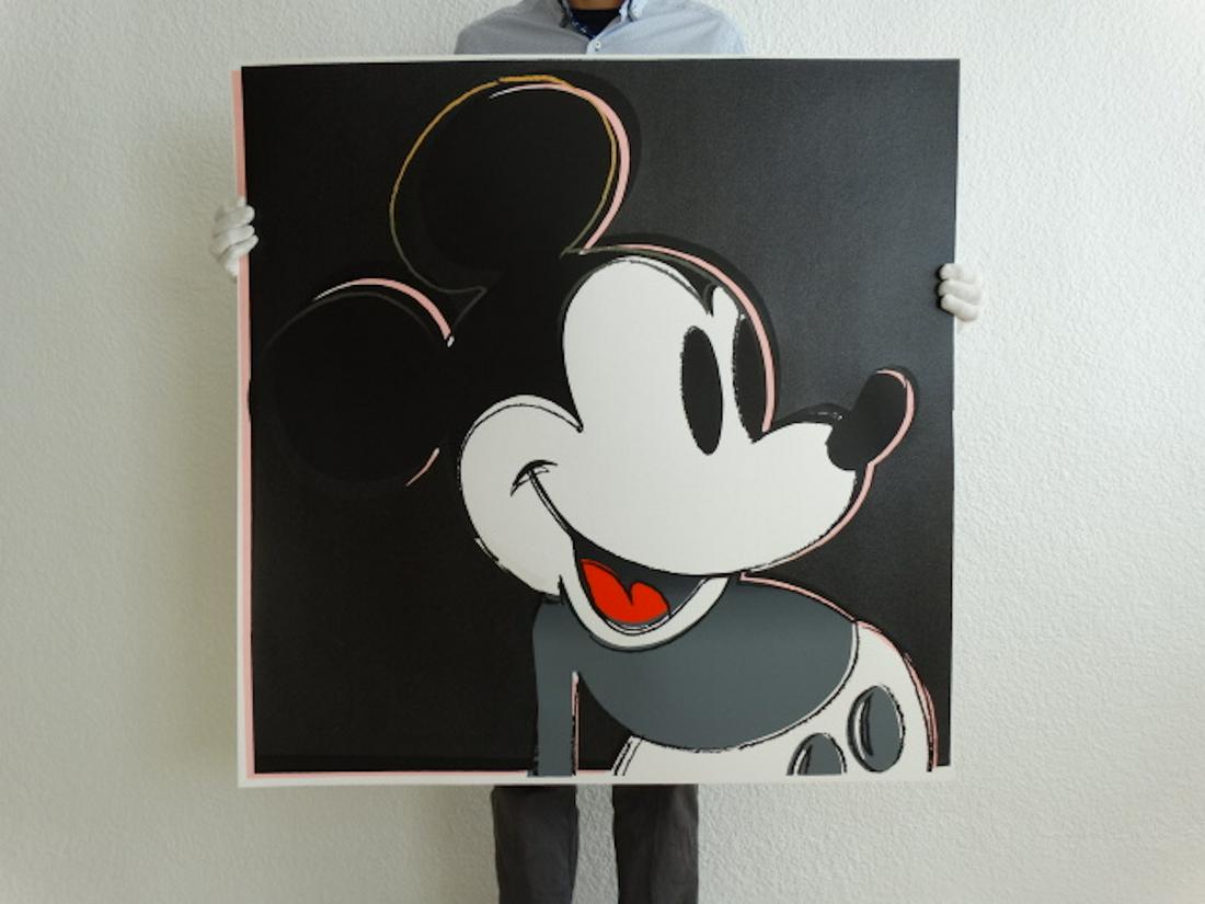 Andy Warhol "Mickey Mouse" Silkscreen, diamond dust: Andy Warhol "Mickey" Silkscreen in colours, the work is very special, it has relief with diamond dust, printer's proof, on Lenox museum board, 1981,. Size: 96,5 x 96,5 cm ca, Silkscreen with glitter, 