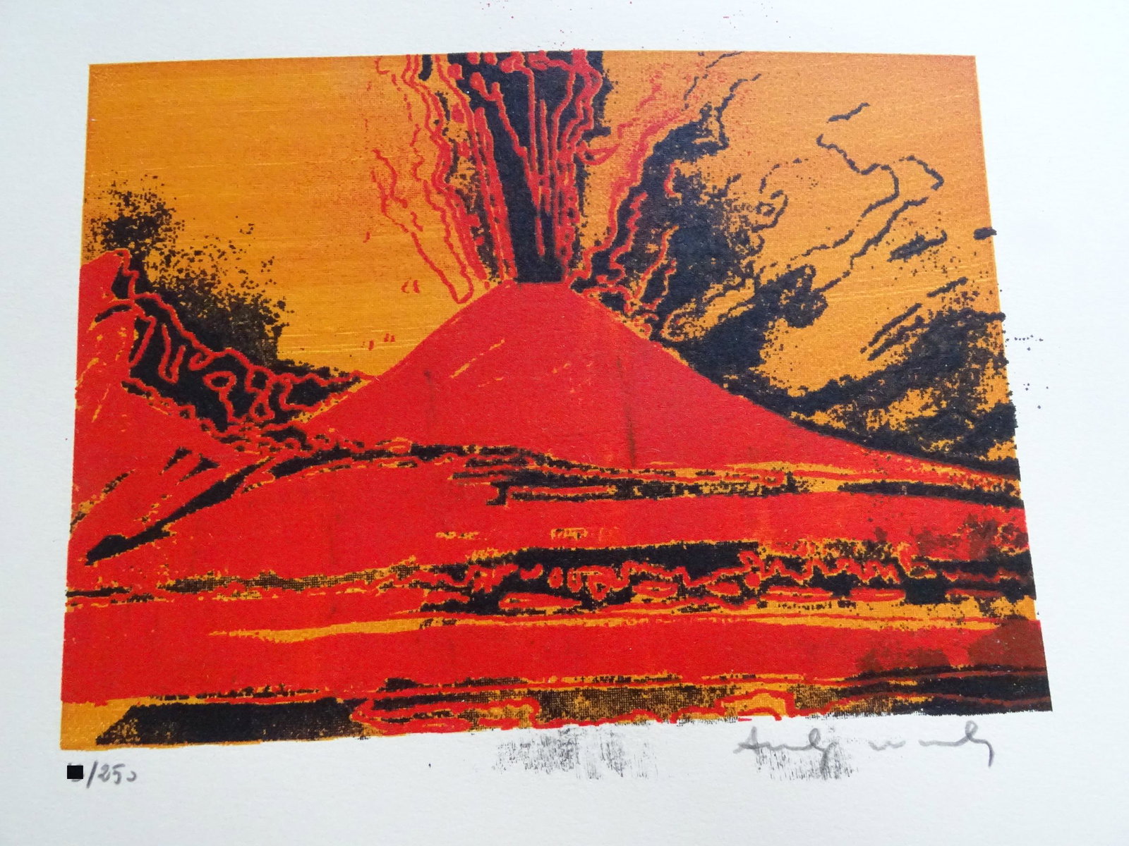 Andy Warhol, hand signed: Andy Warhol (attributed),serigraphy, hand signed, good condition, 35x25cm.Andy Warhol was an American artist, director and producer who was a leading figure in the visual art movement known as pop art