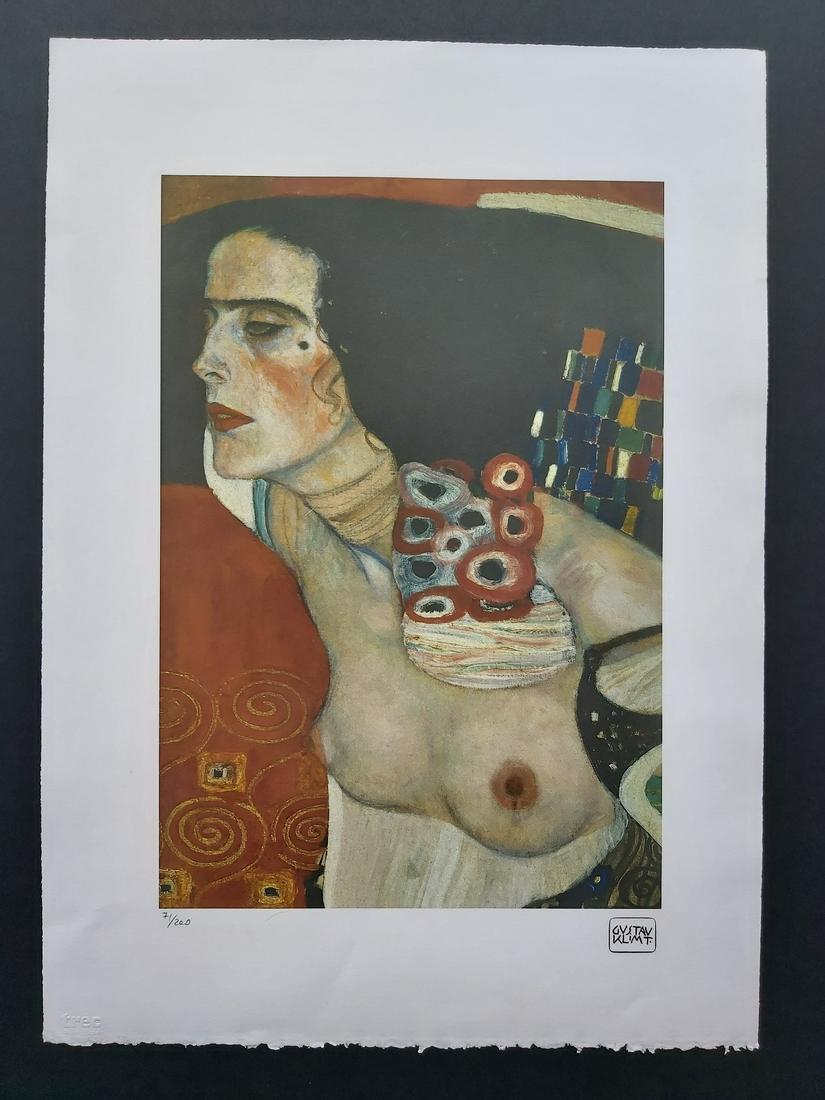 GUSTAV KLIMT , 50 x 70 cm , signed lithograph , limited: Signed and numbered by hand on the plate.Blind stamp.Certified by TREC (Edizioni Pregiate).Limited edition of 200 pieces.Each piece is individually numbered # 75/200.Overall size: 50 cm x 70 cm.Based 