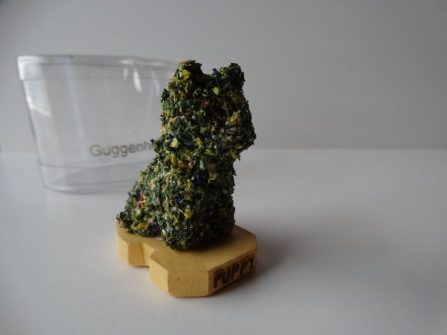 HAND MADE RESIN AND DRIED FLOWERS JEFF KOONS (1 of 4)