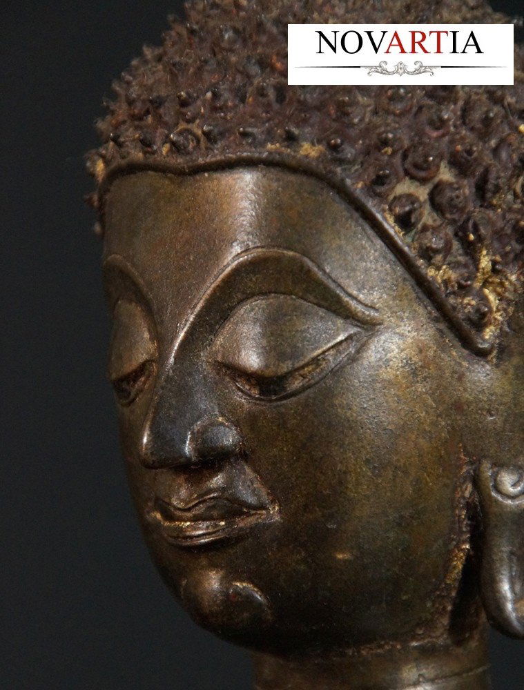 Buddha bronze, 15-16th century (1 of 9)
