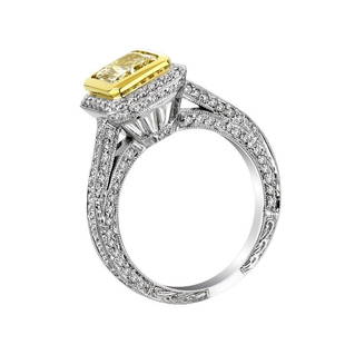 MITALI...18K TWO TONE GOLD 0.64CT DIAMOND VS1-SI1 G-H: 18K TWO TONE GOLD 0.64CT DIAMOND VS1-SI1 G-H 0.45ct VS1-SI1 G-H BAGUETTE . Metal: GOLD. Metal Stamp: 18 Metal Color: TWO TONE. Primary Stone: DIAMOND. Primary Stone Weight: 0.64. Stone Clarity: