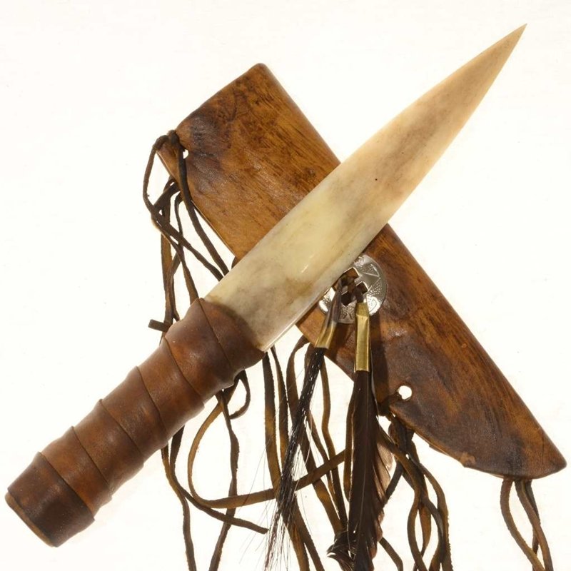 Weapon: Indian Bone Knife Buckskin Sheath Functional Replica