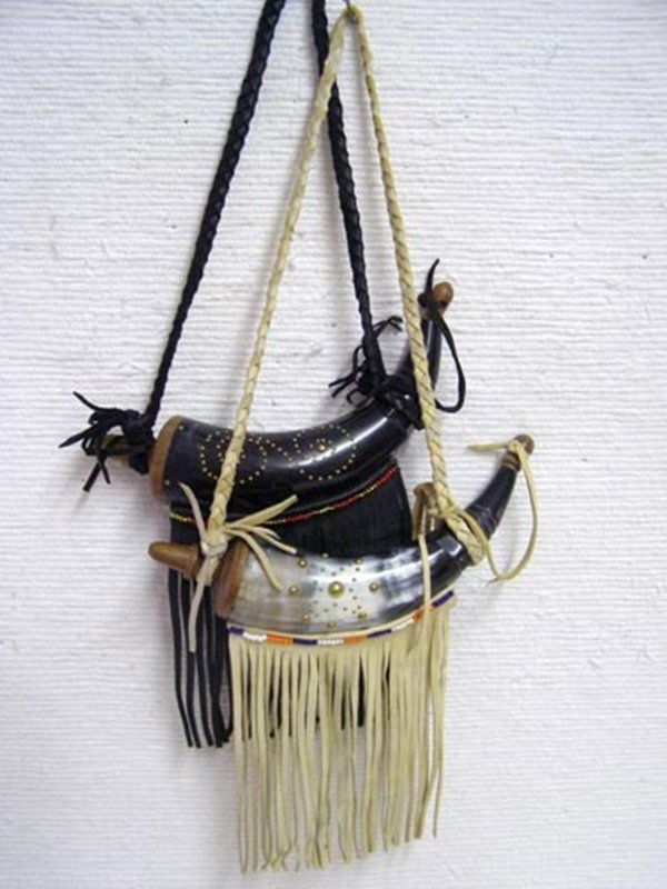 Native American Cherokee Decorated Powder Horn (1 of 1)