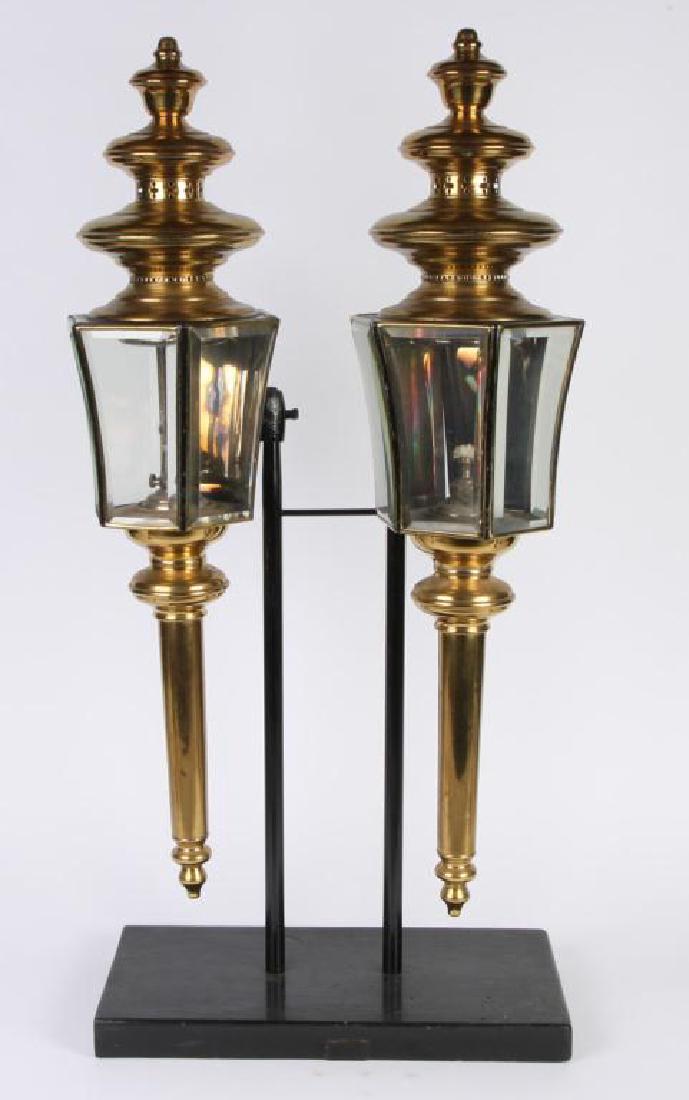 PAIR OF RESTORED HEARSE CARRIAGE LAMPS (1 of 8)