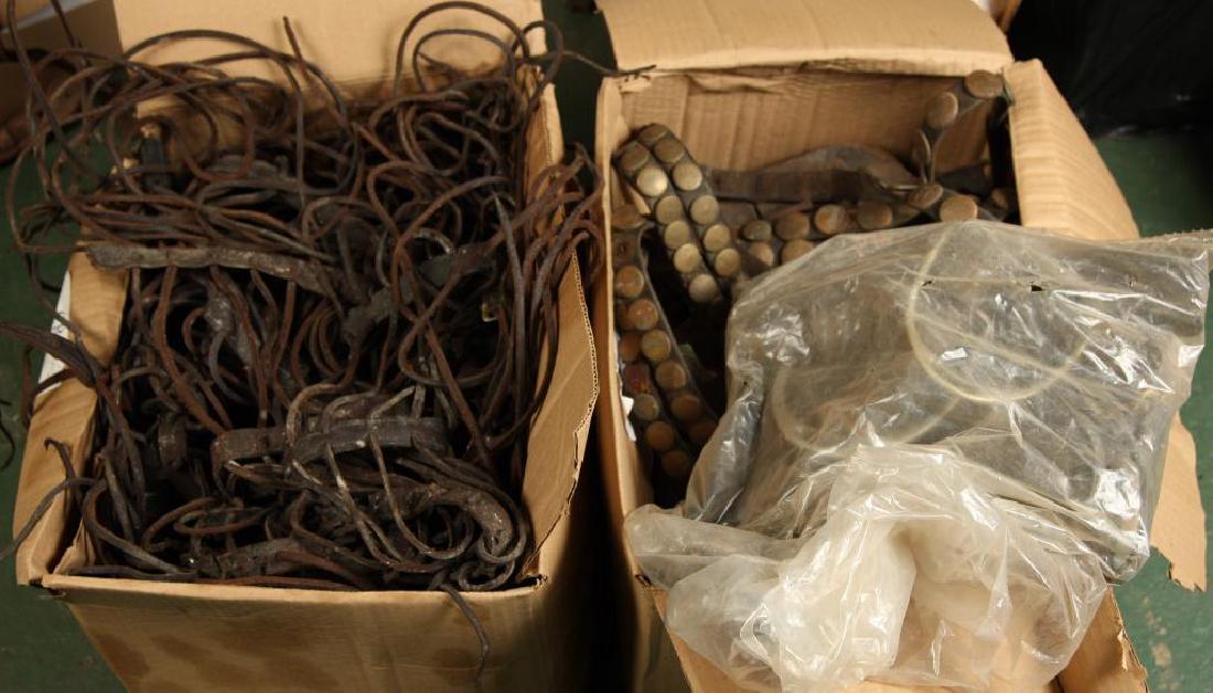 RARE ANTIQUE LEATHER FLY SWISH BLANKET /HORSE TACK (1 of 3)