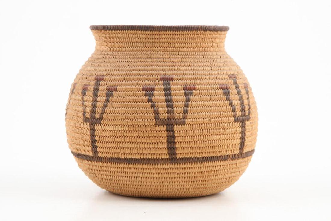 NATIVE AMERICAN CHEMEHUEVI BASKET (1 of 5)